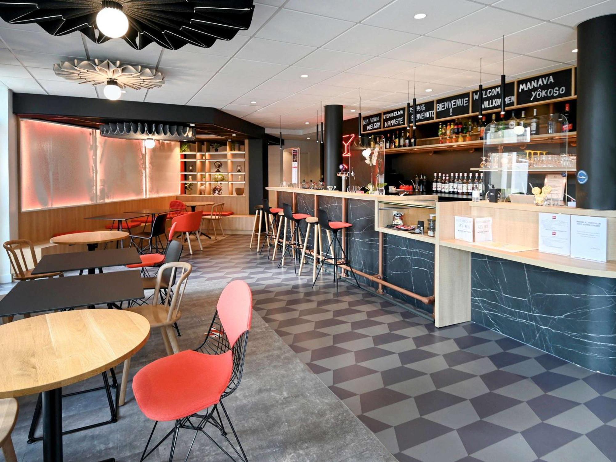 Ibis Auxerre Centre Hotel Екстериор снимка
