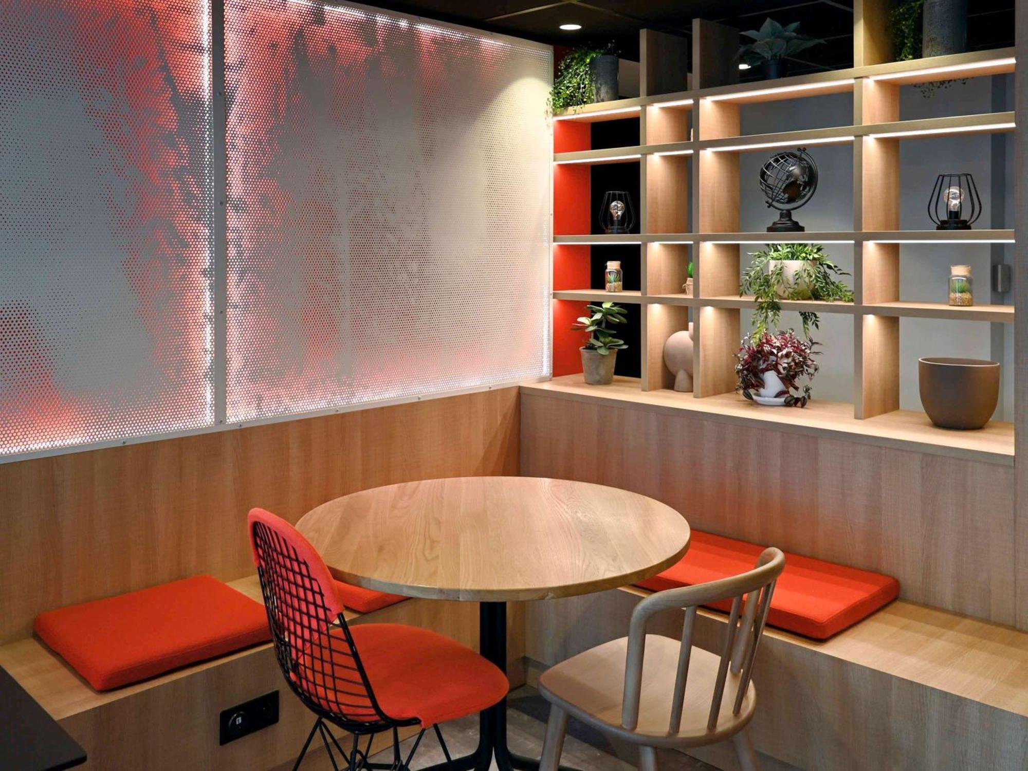 Ibis Auxerre Centre Hotel Екстериор снимка