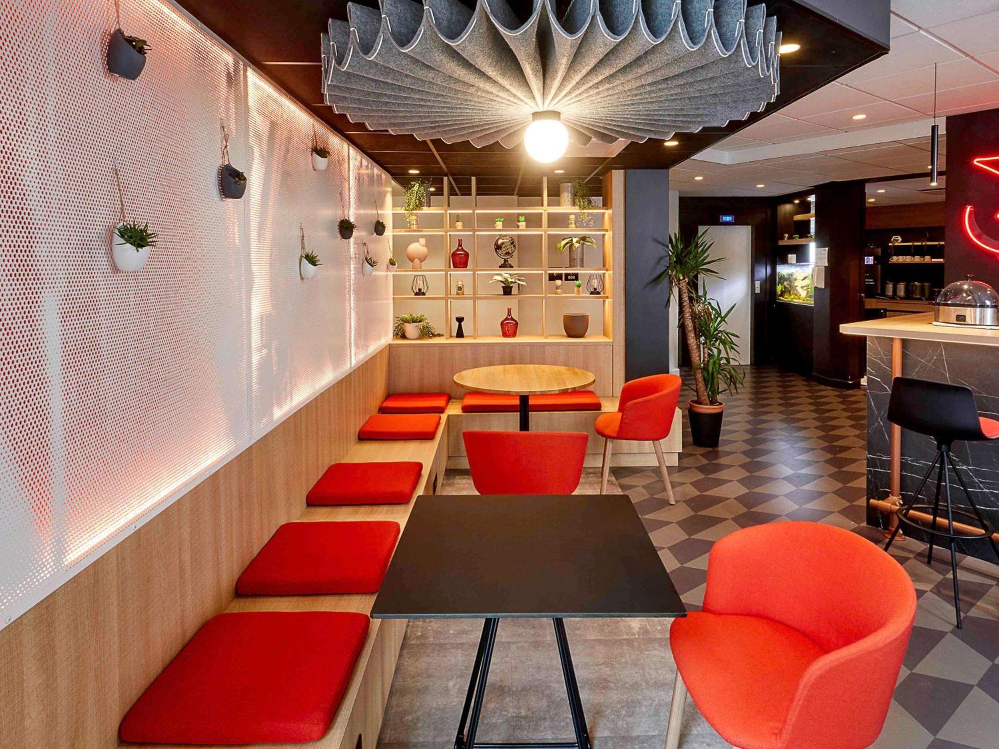 Ibis Auxerre Centre Hotel Екстериор снимка