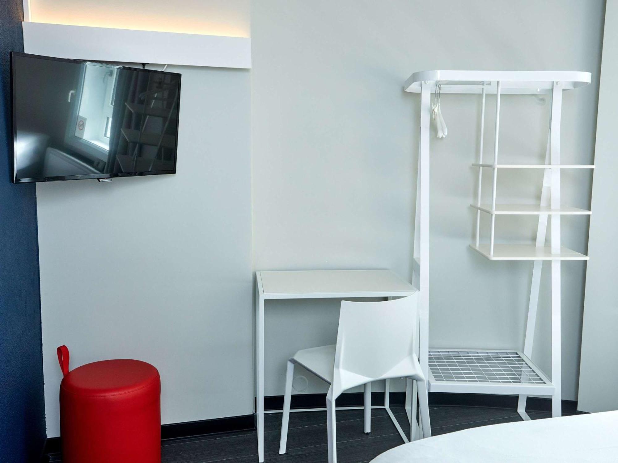 Ibis Auxerre Centre Hotel Екстериор снимка