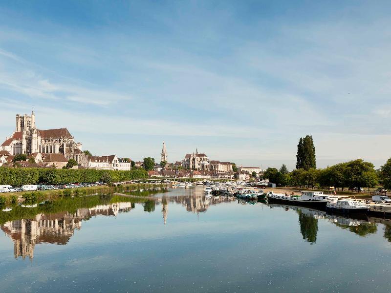Ibis Auxerre Centre Hotel Екстериор снимка